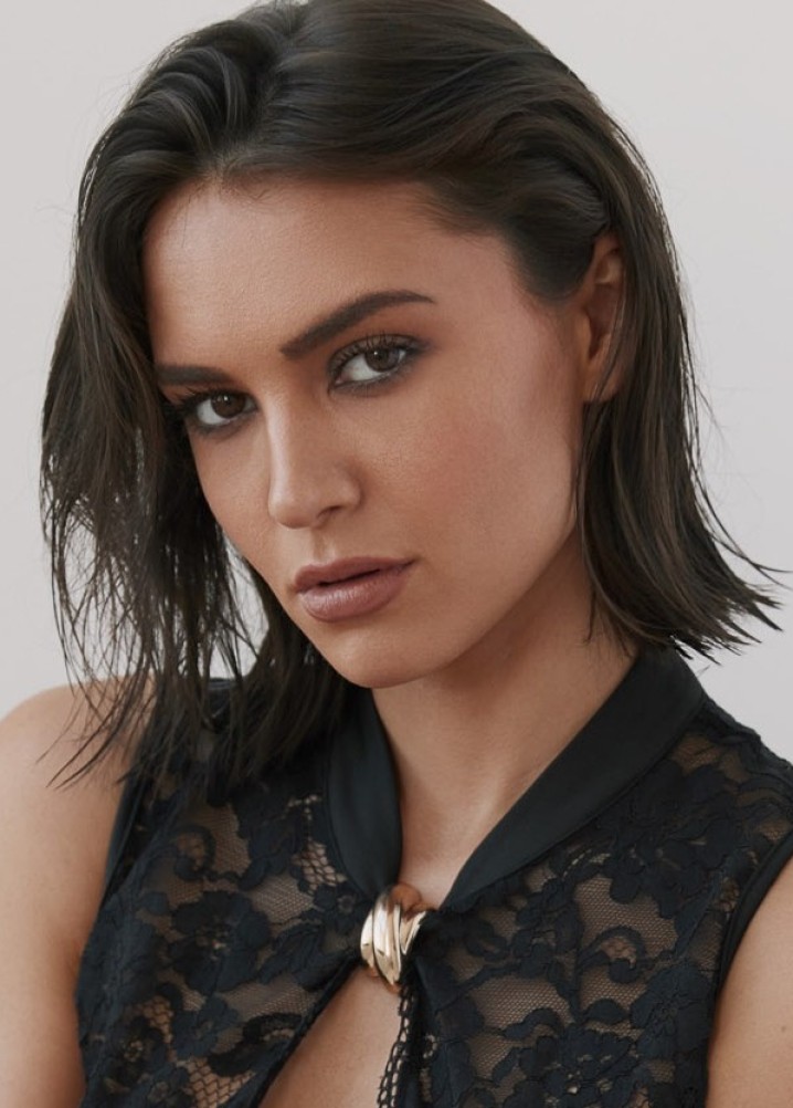 daisy oliphant - model