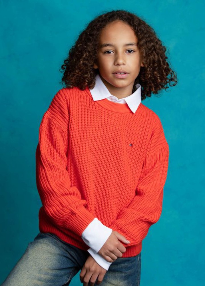 henry thomas - profile