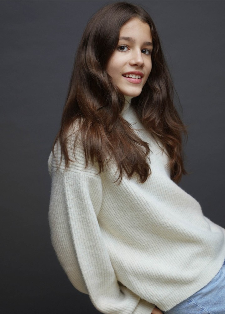 bella smith - junior