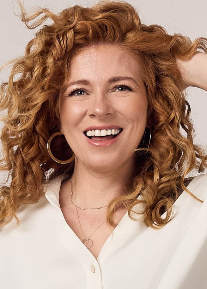 emma lightbown - profile