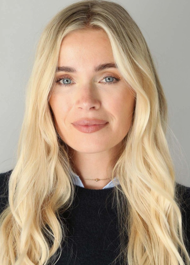 danielle wells - model