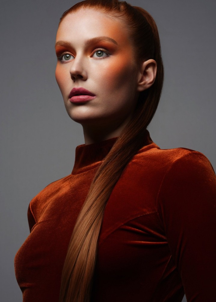 kitty valius - model