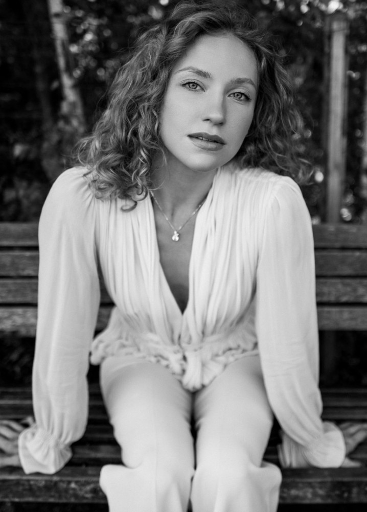 anastasia aush - actor