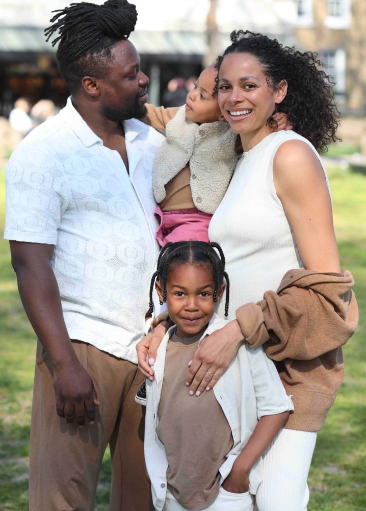 kihomano family - families