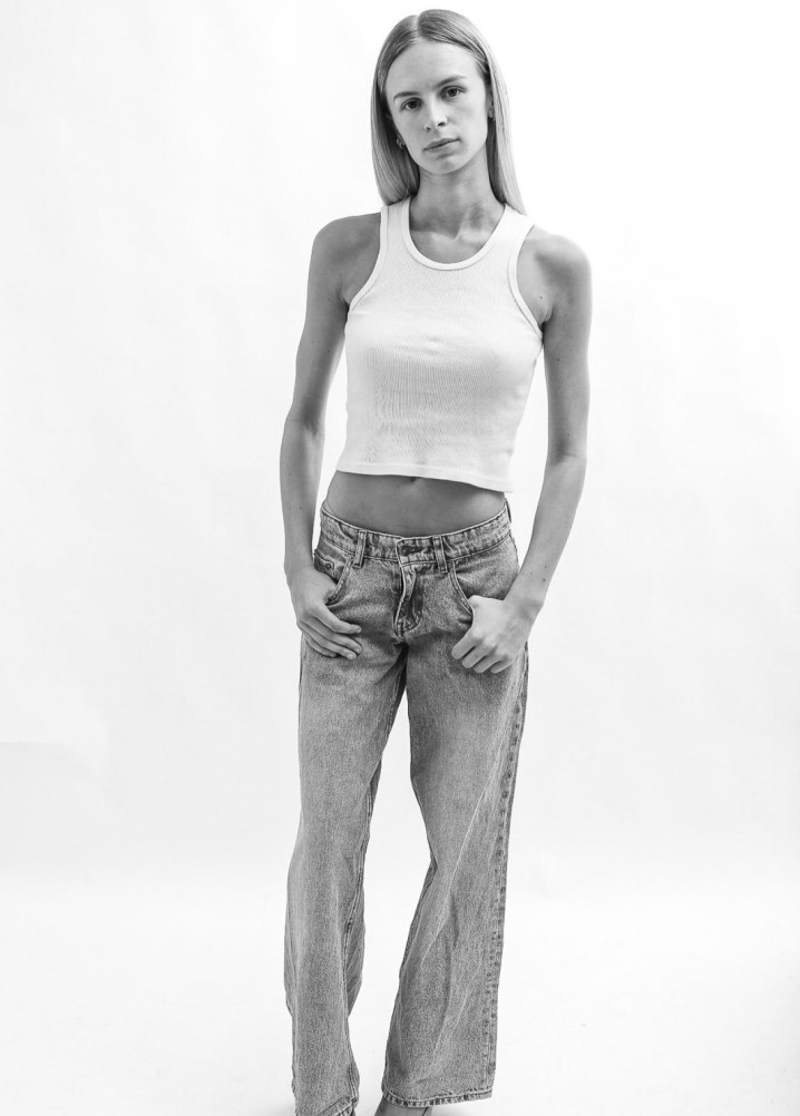 olive gregory - model