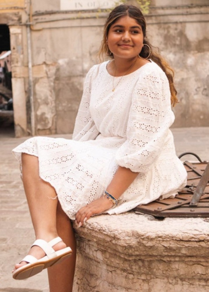 alina kothari - junior