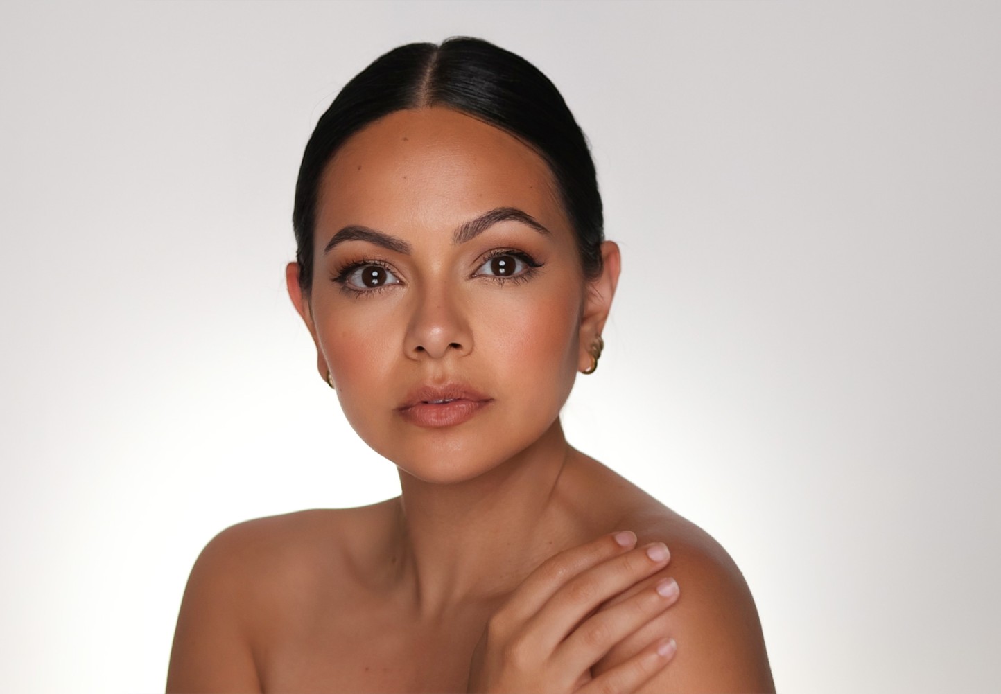 thara jordana - beauty