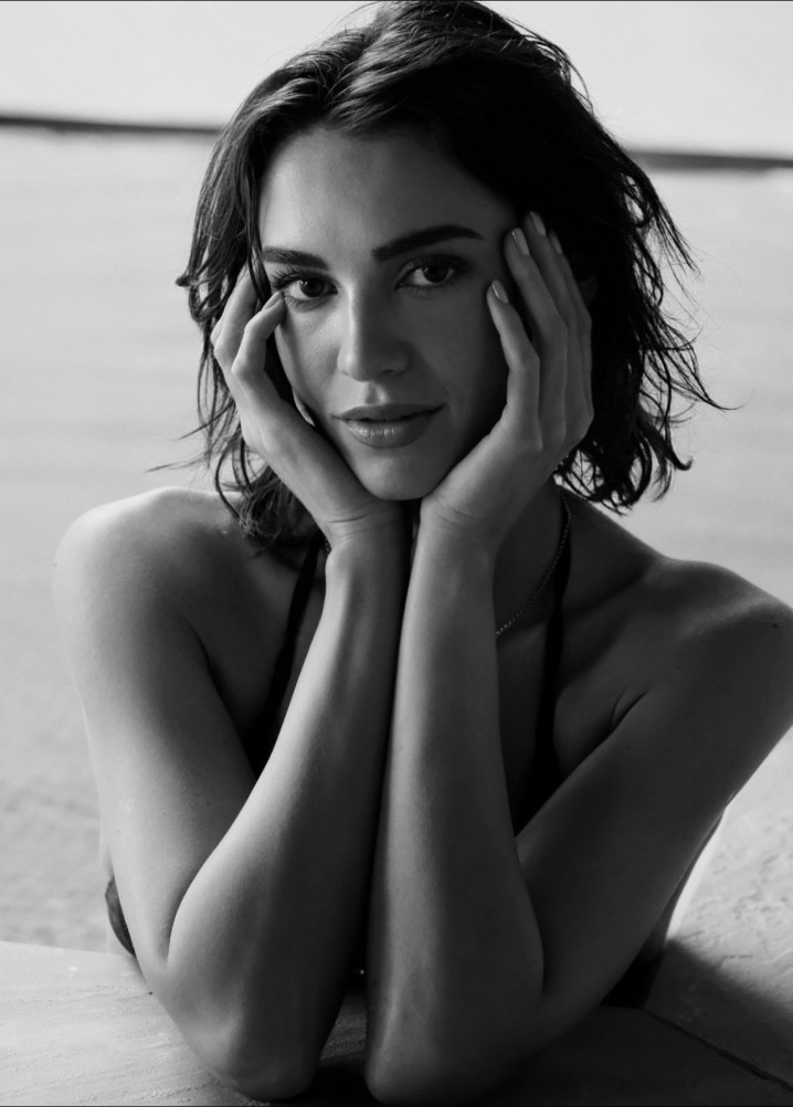 daisy oliphant - model