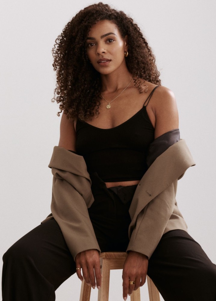 natasha holli - model