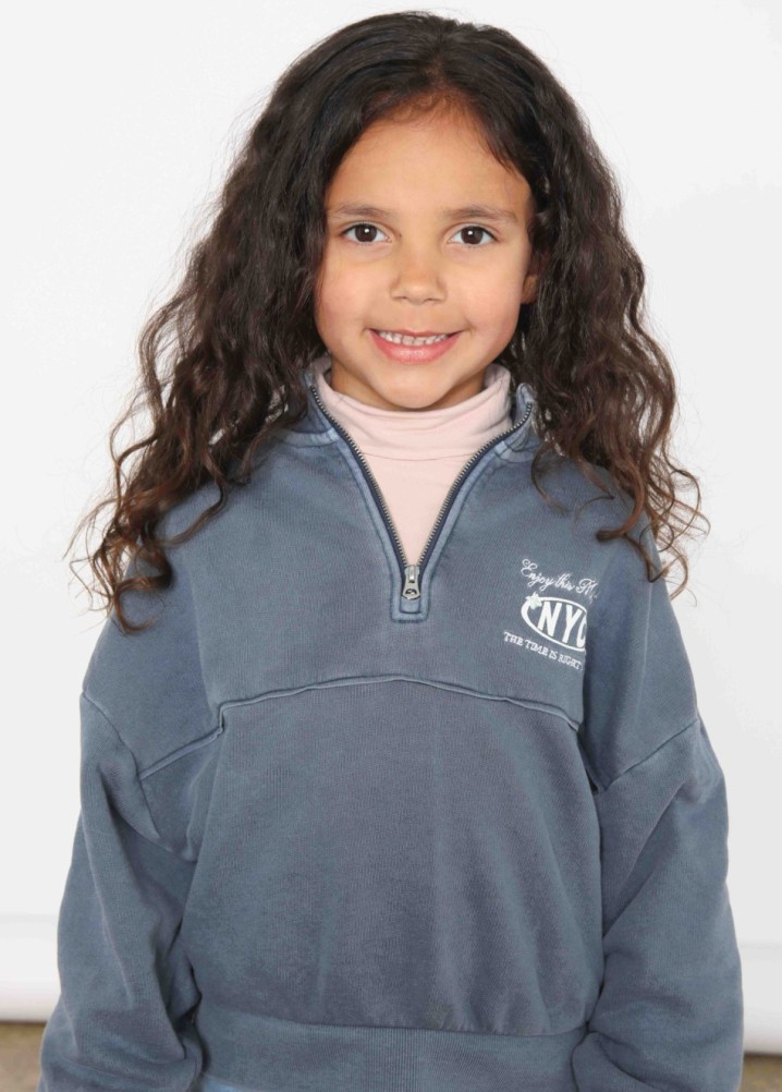 aria rae gosling - junior