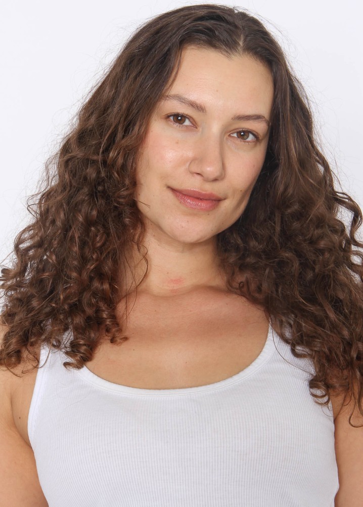 Caitlyn Rosenblatt - Casting Shots