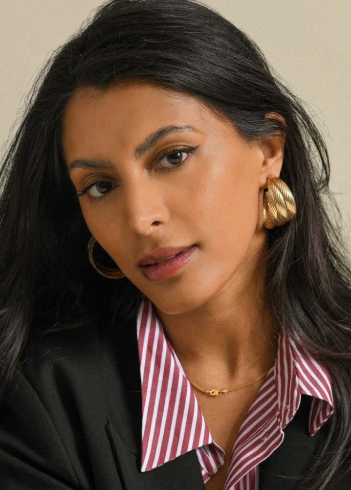 amna saleem-walters - model