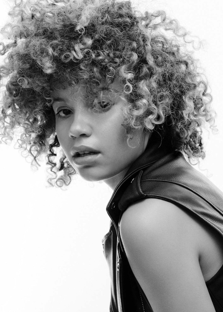 lara olutunmogun - real