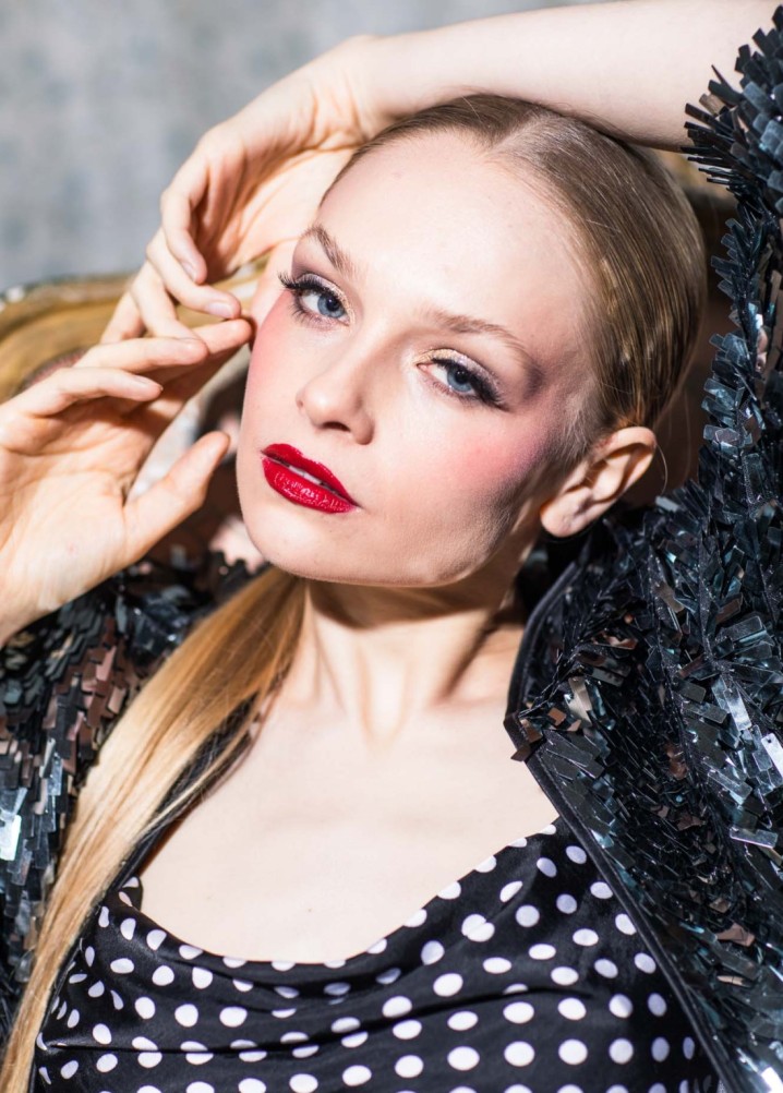 katie barnes - hair stylist