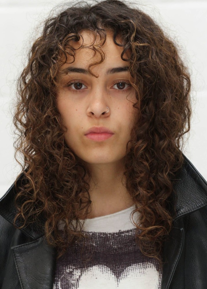 lola escobar - profile