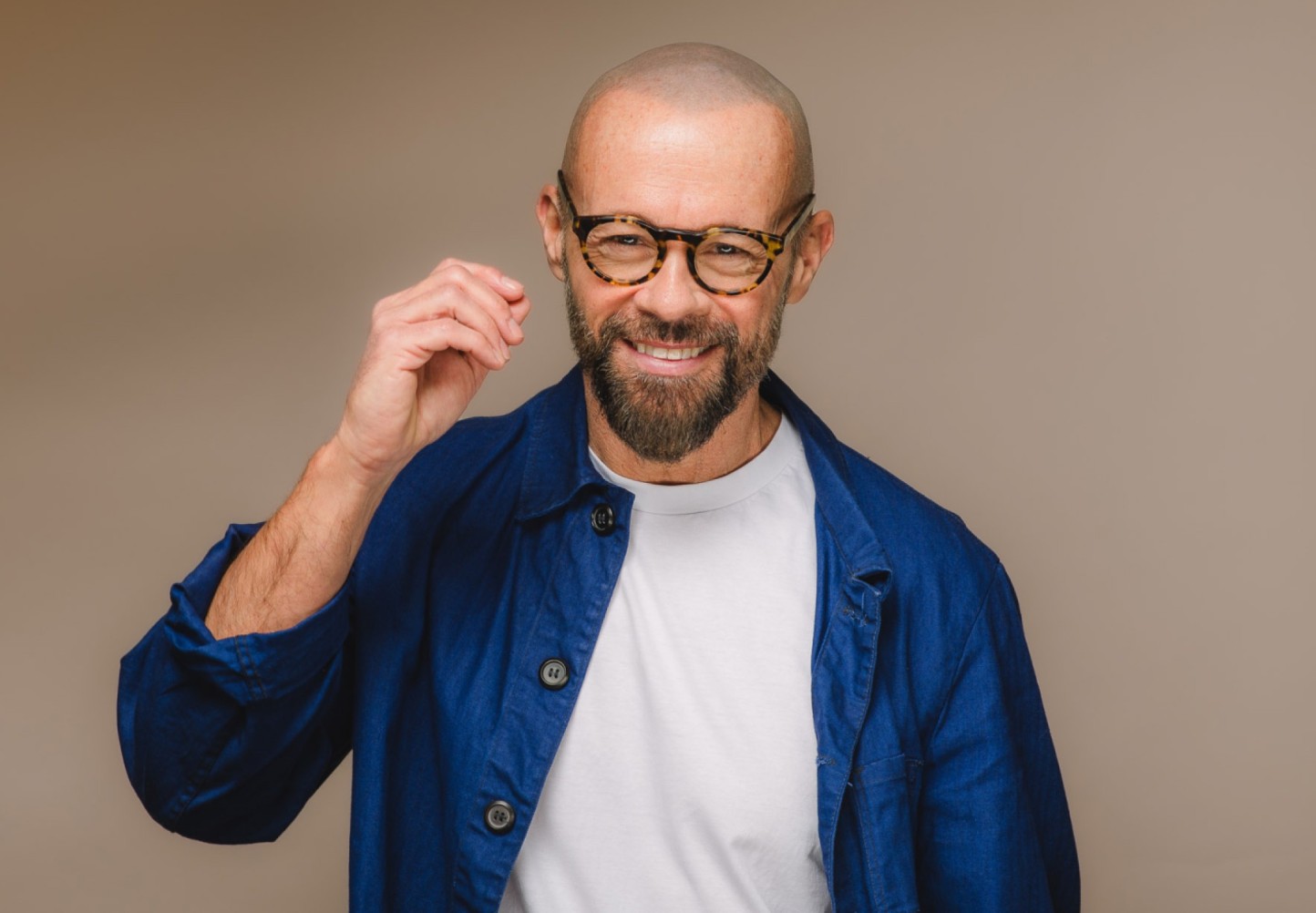 alex baynes - actor
