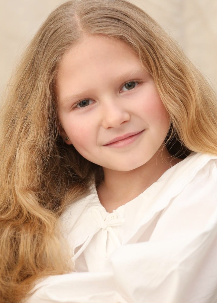 dollie harding - junior
