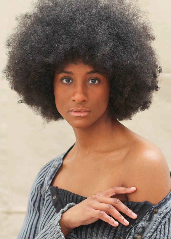 elishia edwards - model