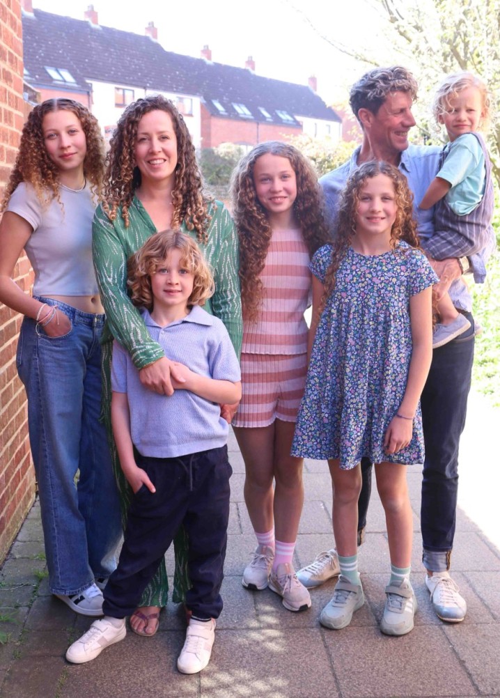 howell family - families