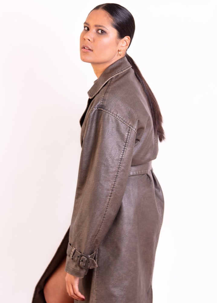 katie barnes - hair stylist