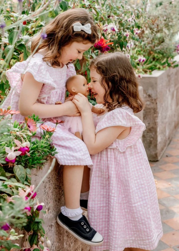 éloïse and isabella - junior