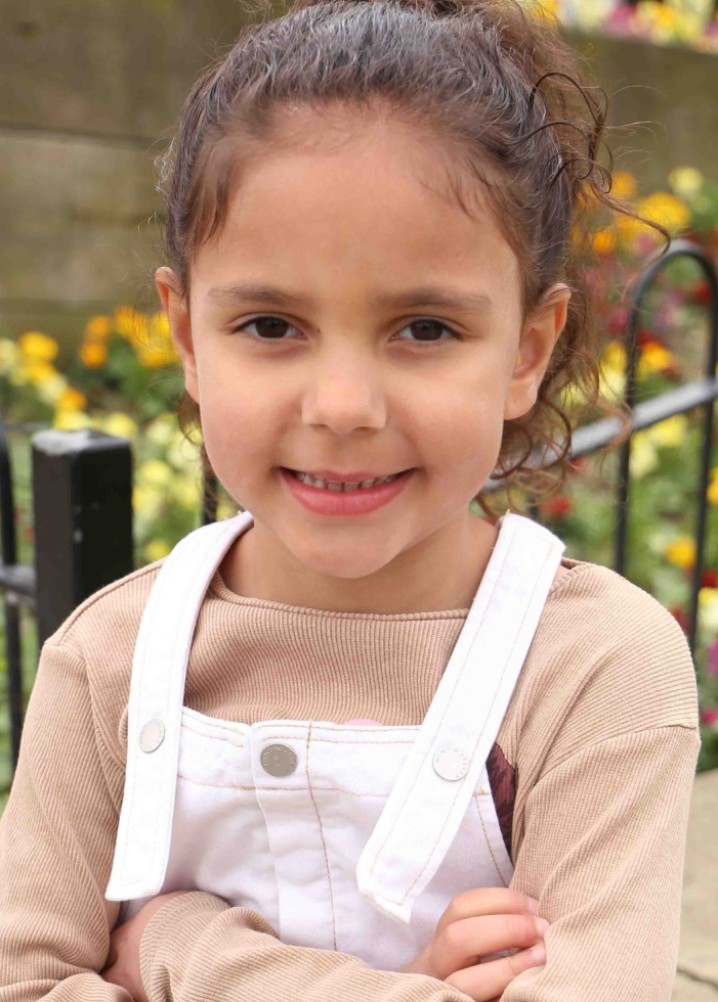 aria rae gosling - junior