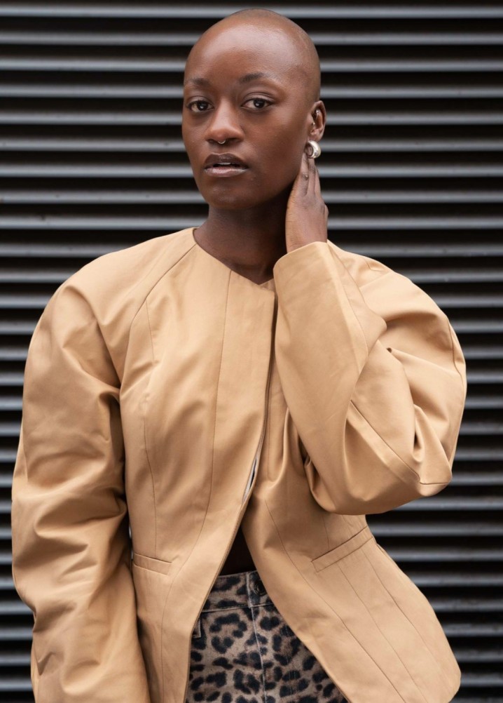 naomi olaniyi - real & unique