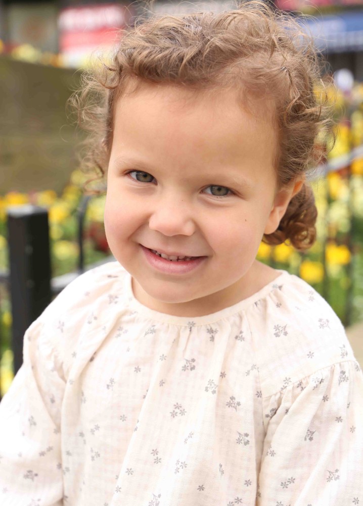 gia gosling - junior