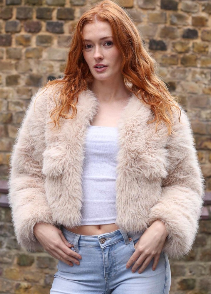 caoimhe wallace - profile