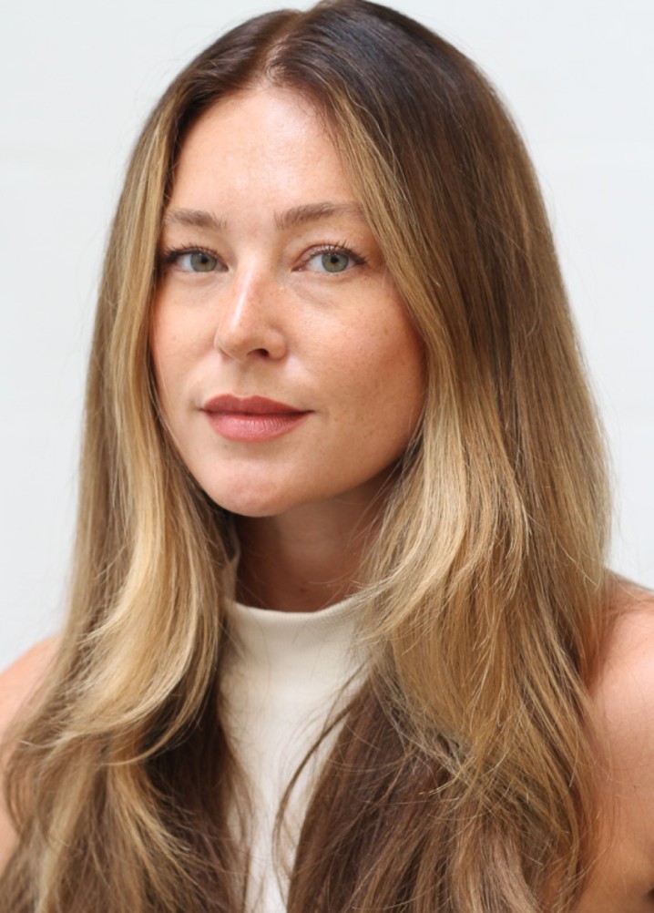 hollie hobin - model