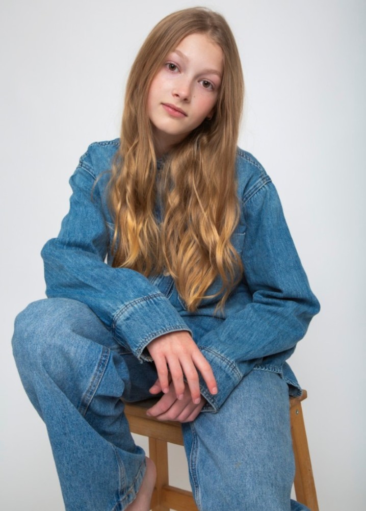 bella winfield - profile