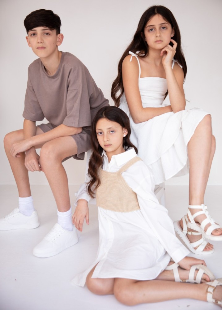 ali family - families
