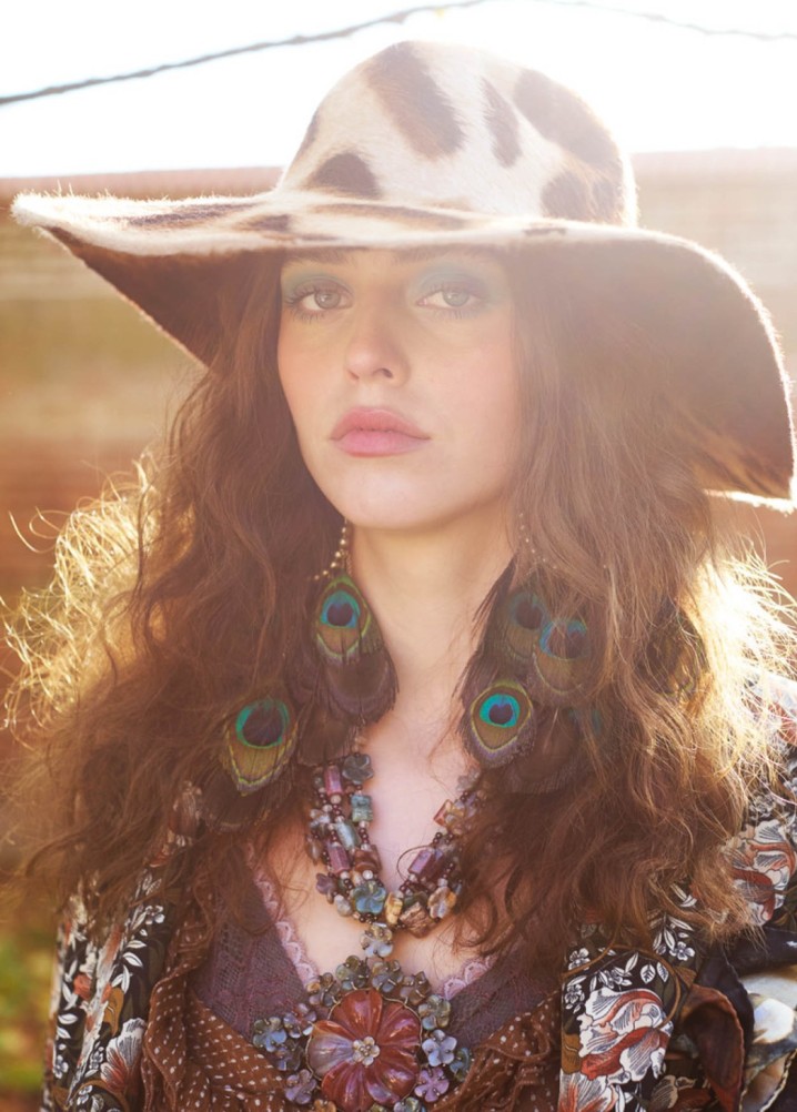 lizzie court - hair stylist