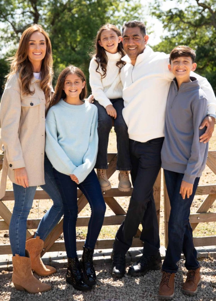 ali family - profile