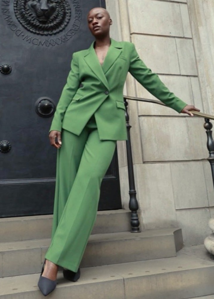 naomi olaniyi - real & unique