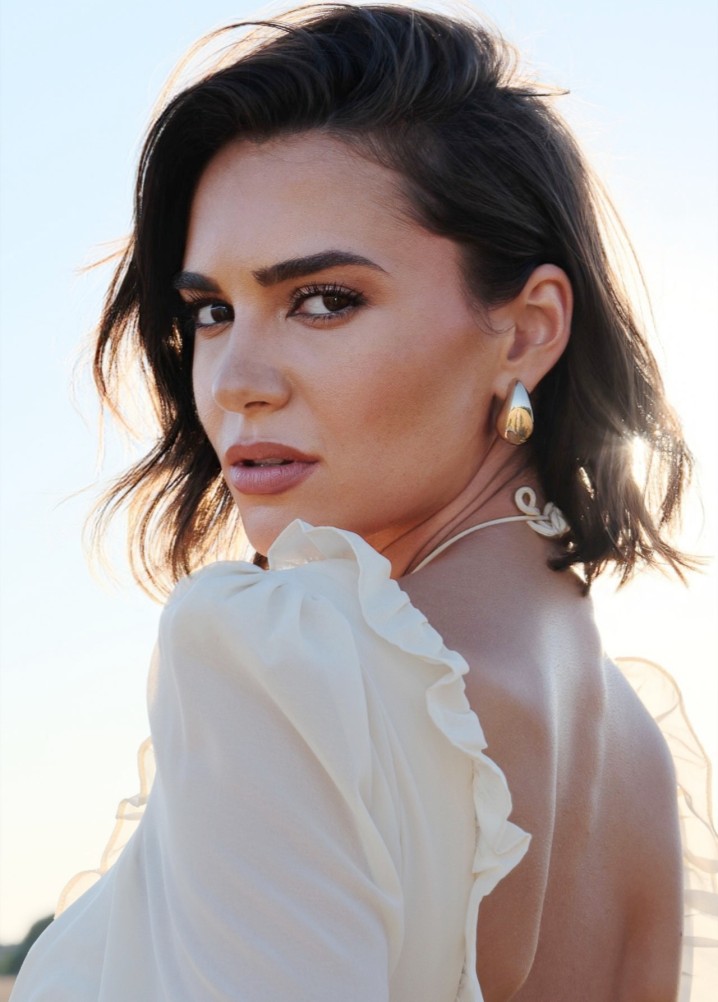 daisy oliphant - model