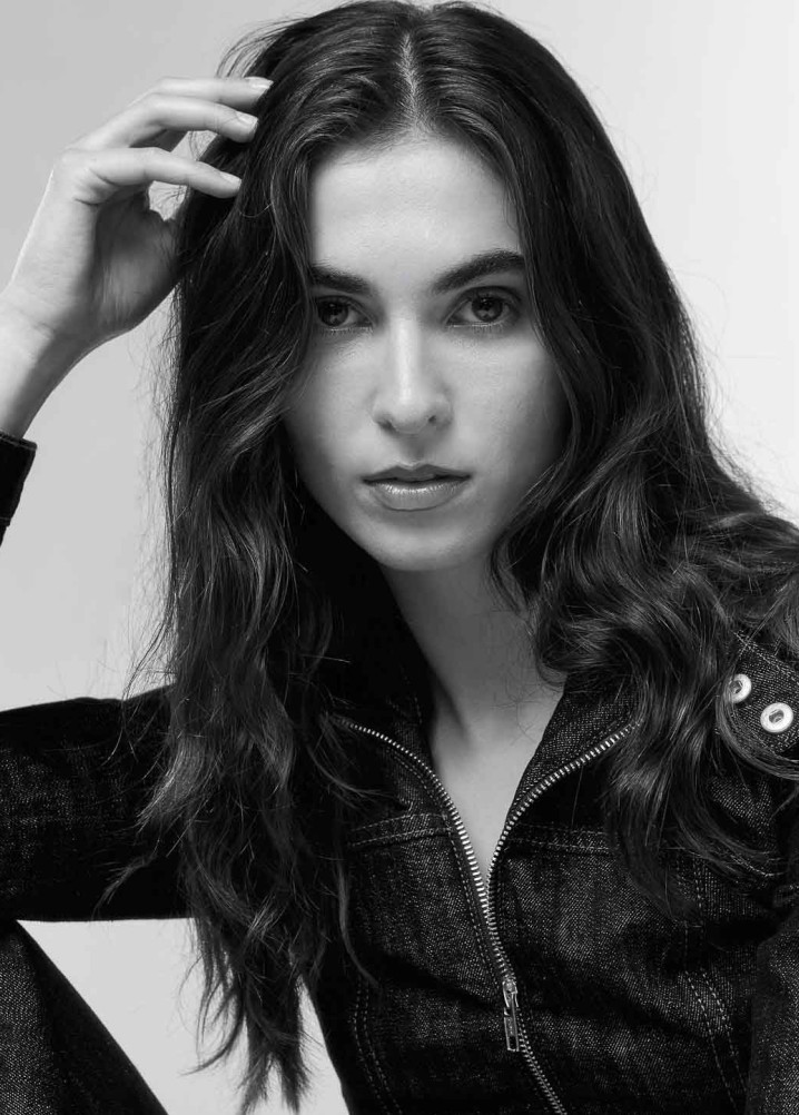 anya conlon - model