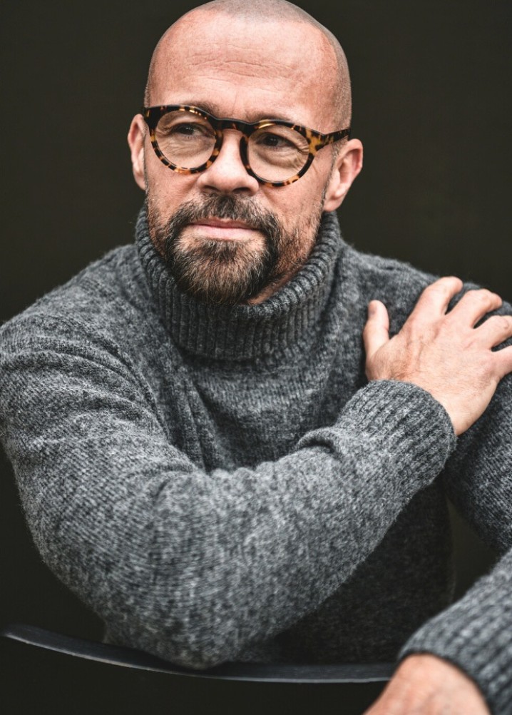alex baynes - actor