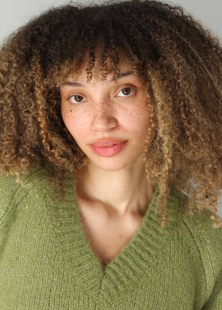 justina olivia - actor