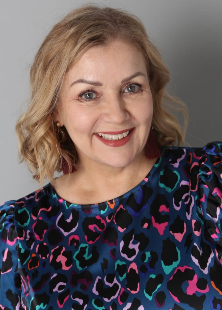 lizzie pain - actor