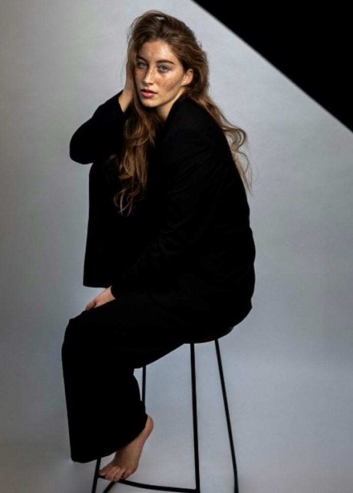 jasmine hallam - real & unique