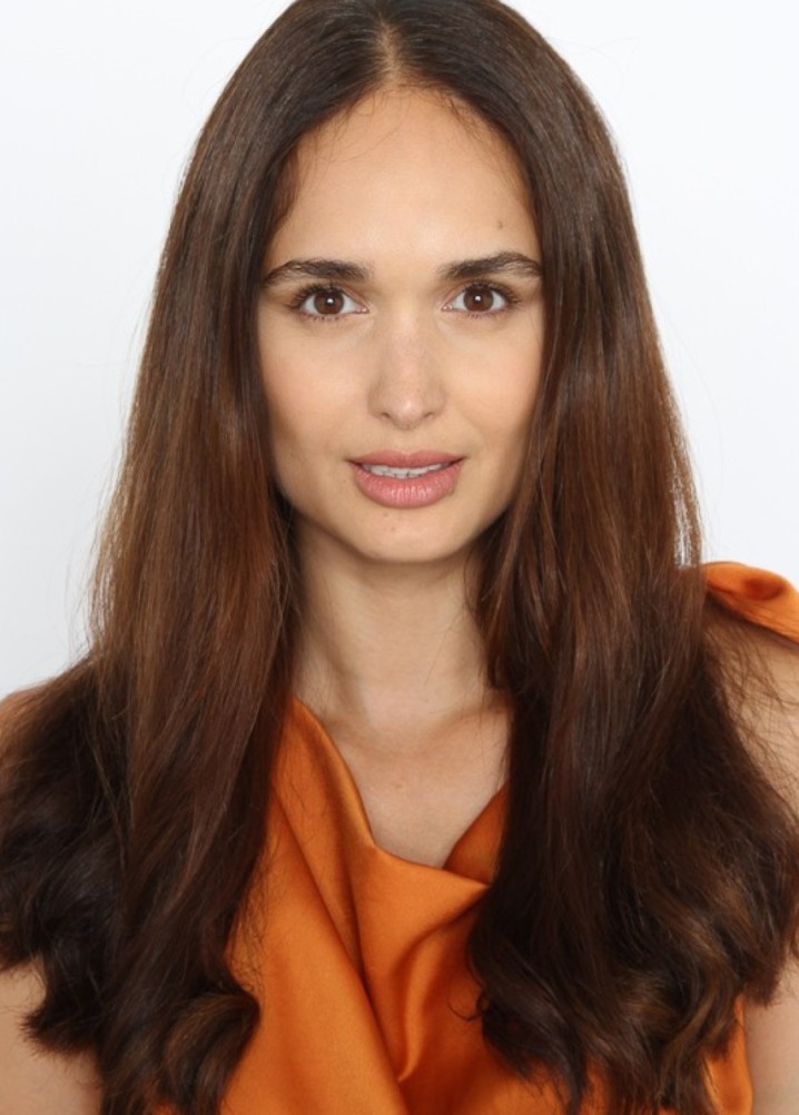 anita amini - model