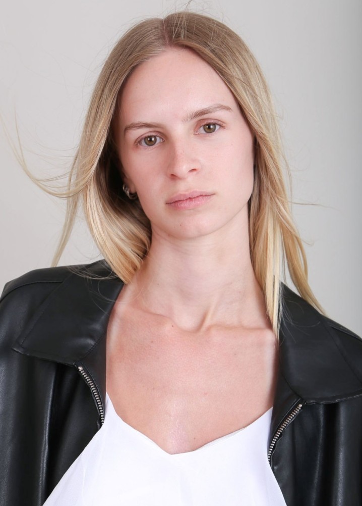 olive gregory - model