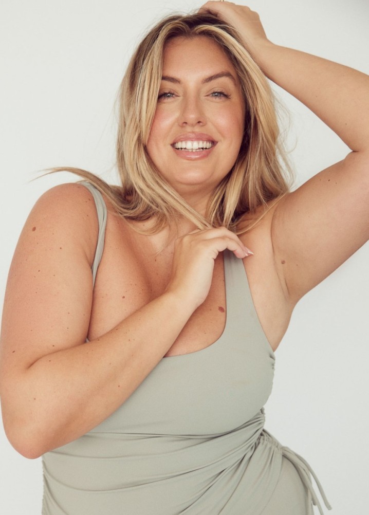 sophie hughes - curve