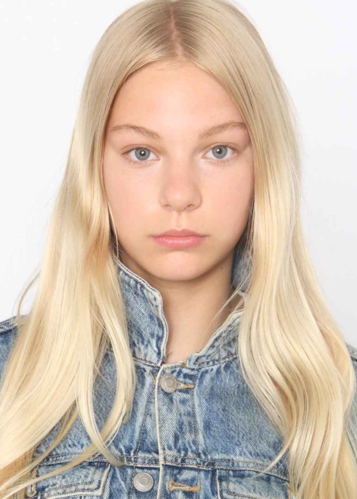Mila Lobb - Casting Shots