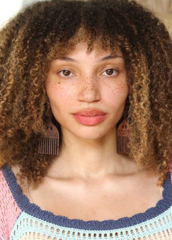 justina olivia - profile