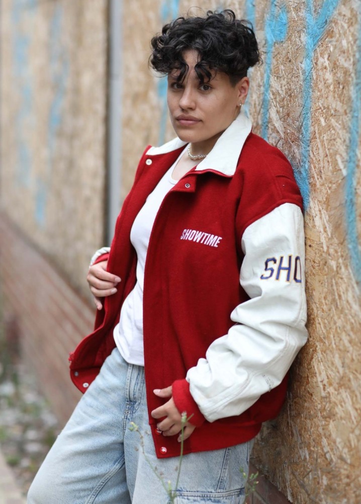 ami rae louis - profile