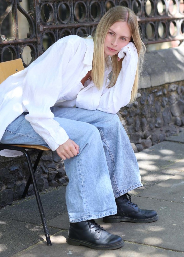 olive gregory - model