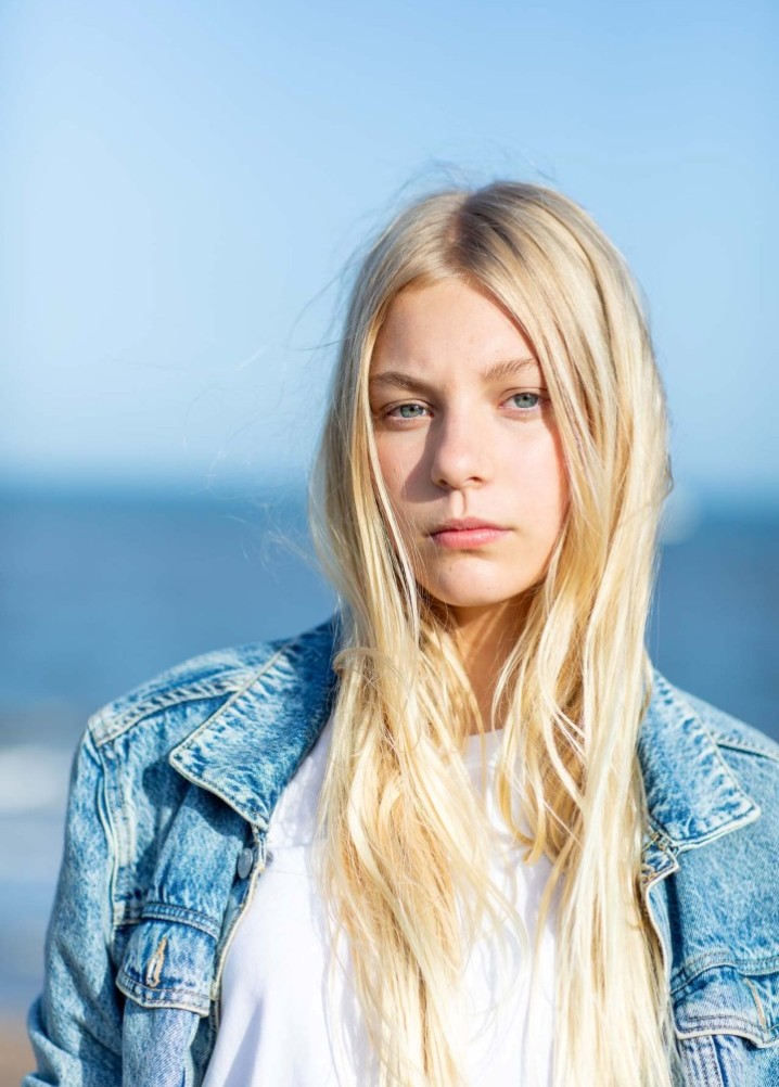 katie barnes - hair stylist