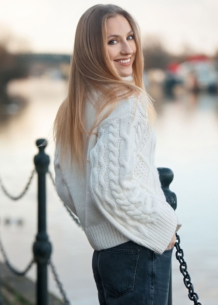 anastasia aush - actor
